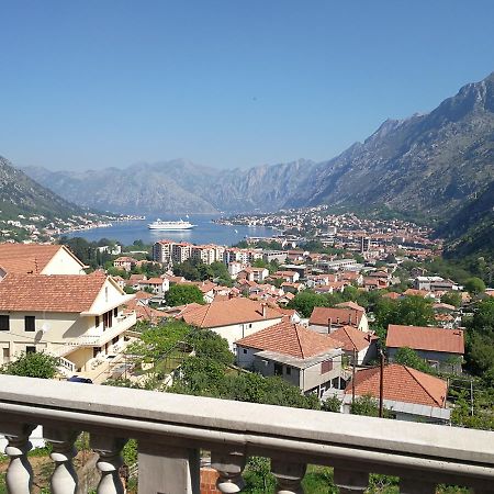 Apartment Misulino Kotor Buitenkant foto