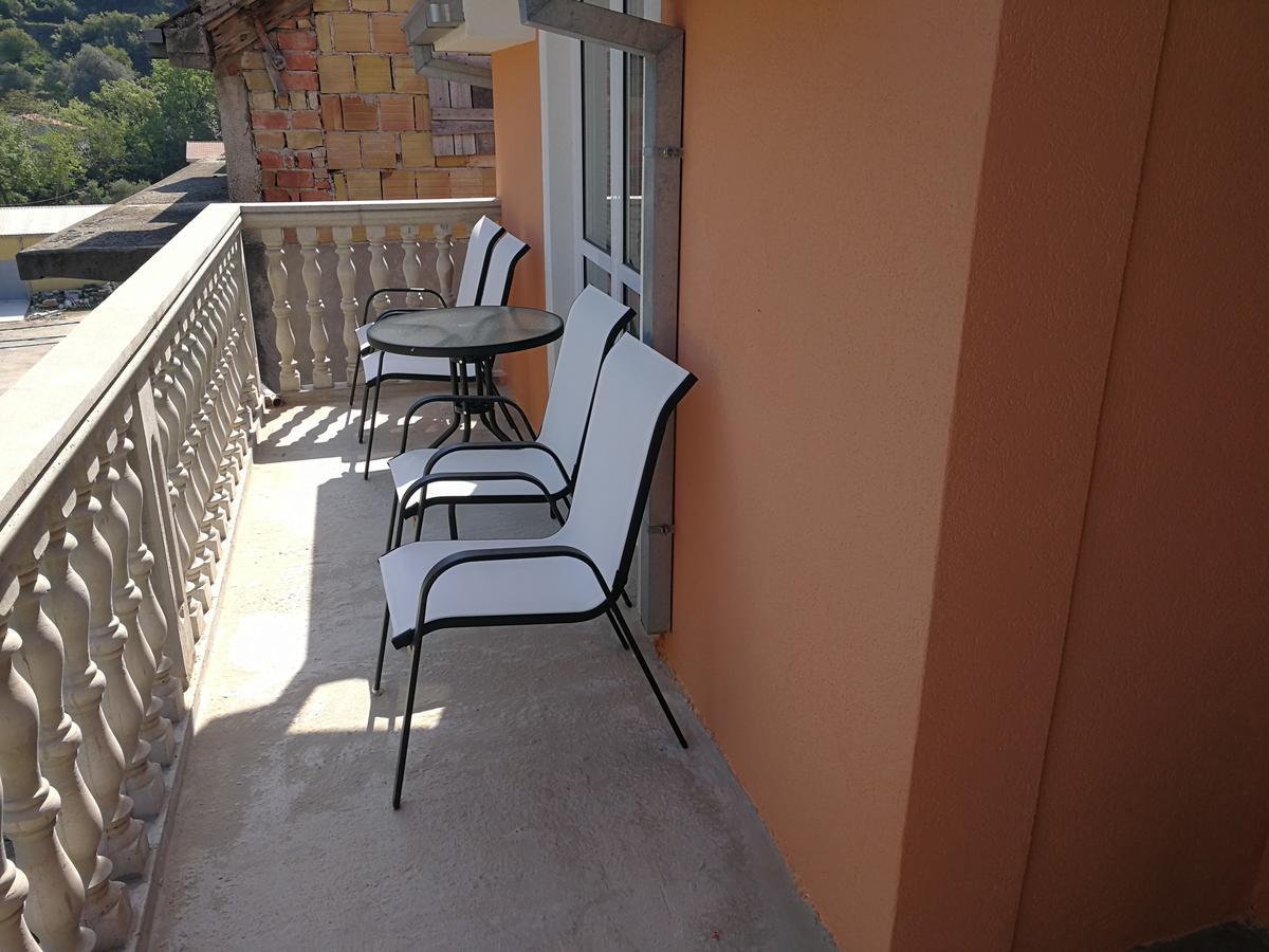 Apartment Misulino Kotor Buitenkant foto