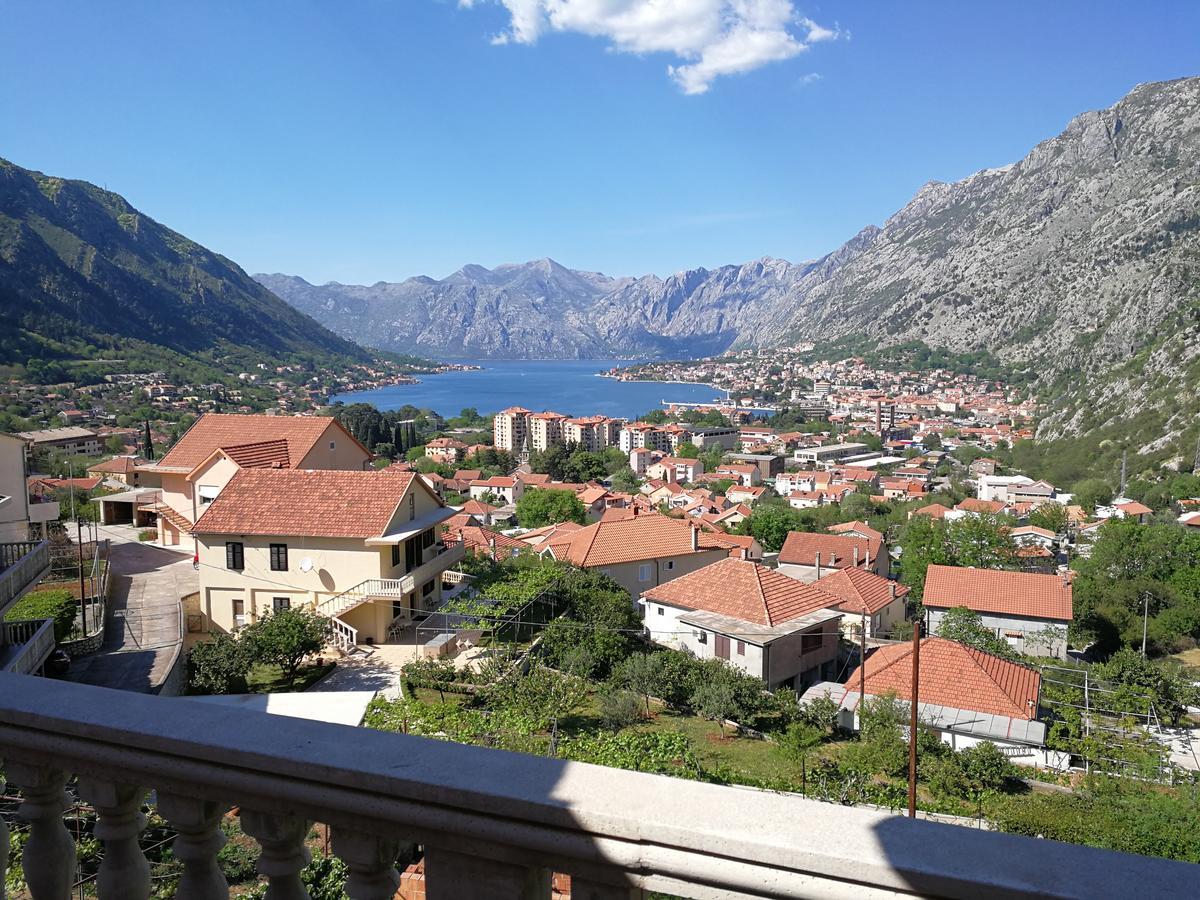 Apartment Misulino Kotor Buitenkant foto
